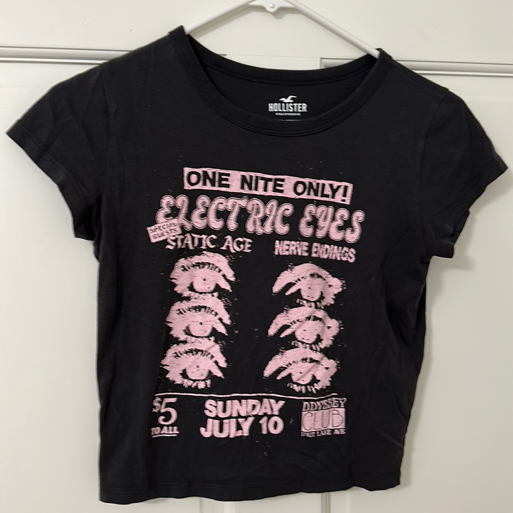 Hollister XS baby tee